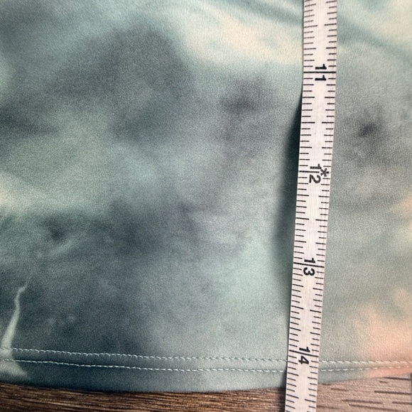 Athleta Women's Set: Elation 7/8 tights and Conscious Crop Sports Bra XS/XXS - Picture 7 of 16